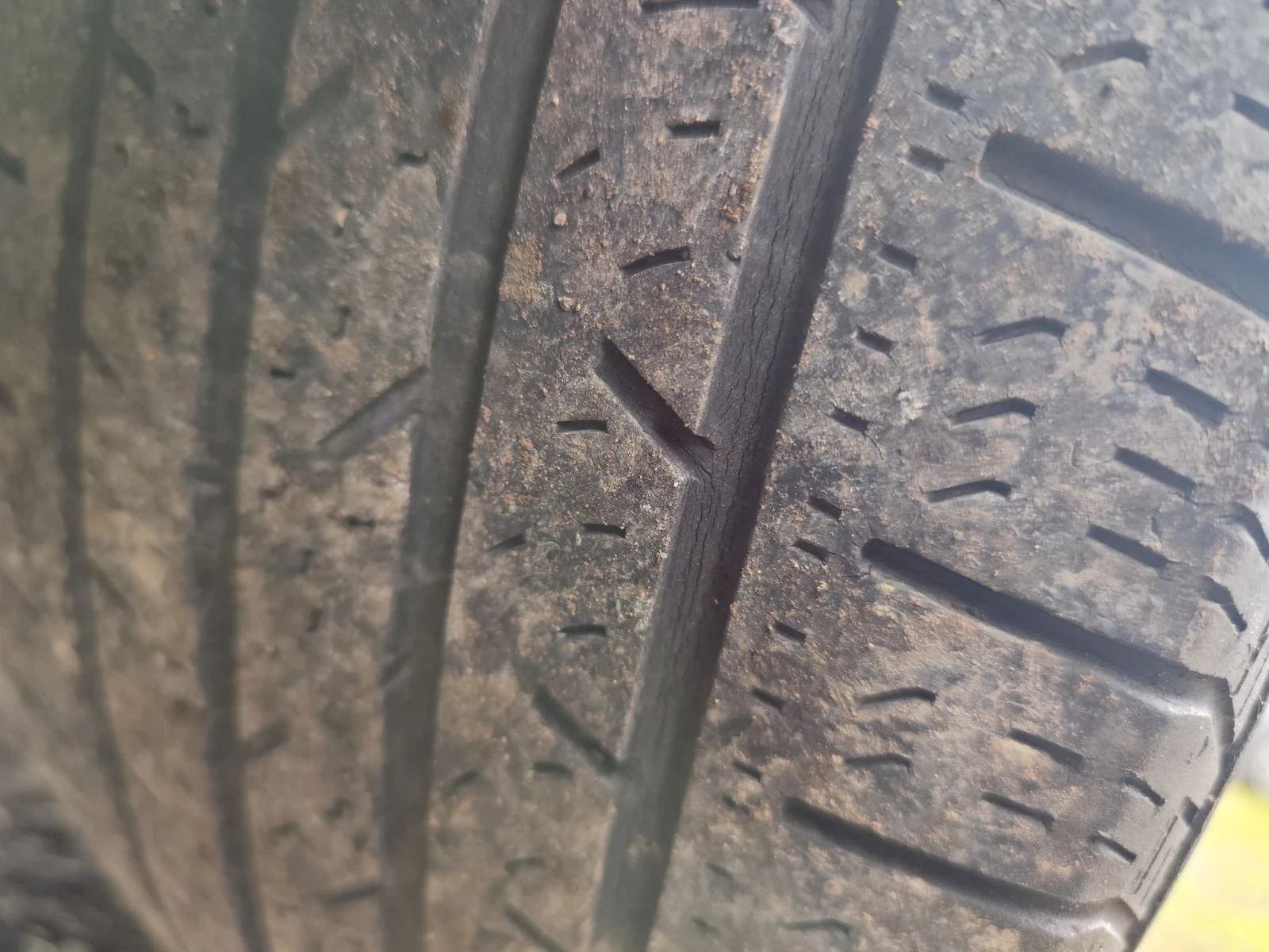 Toyota Rav4 XLE, снимка 16 - Автомобили и джипове - 53390983