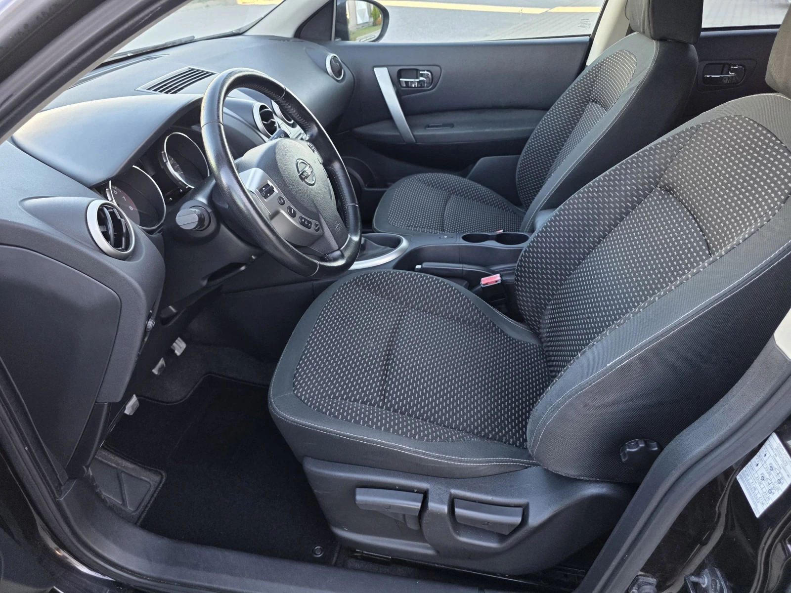 Nissan Qashqai 2.0i SWISS EDITION  | Mobile.bg � ����������� 7