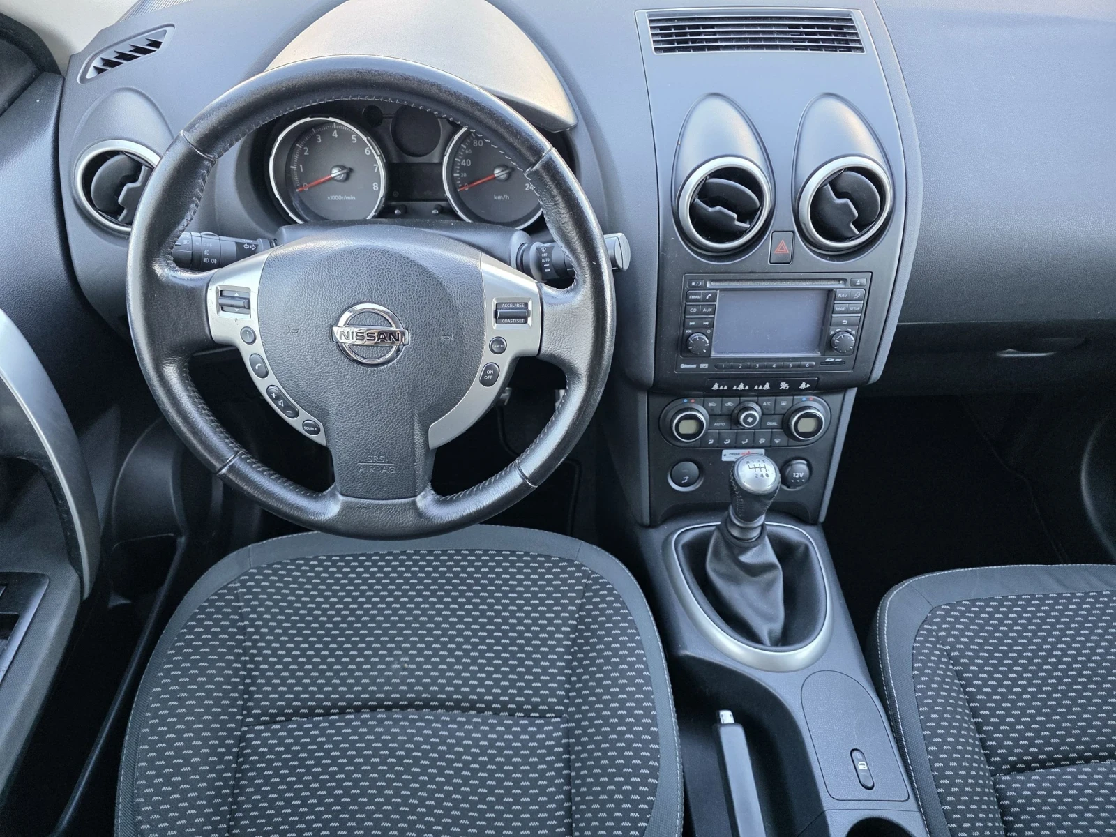 Nissan Qashqai 2.0i SWISS EDITION  | Mobile.bg � ����������� 10