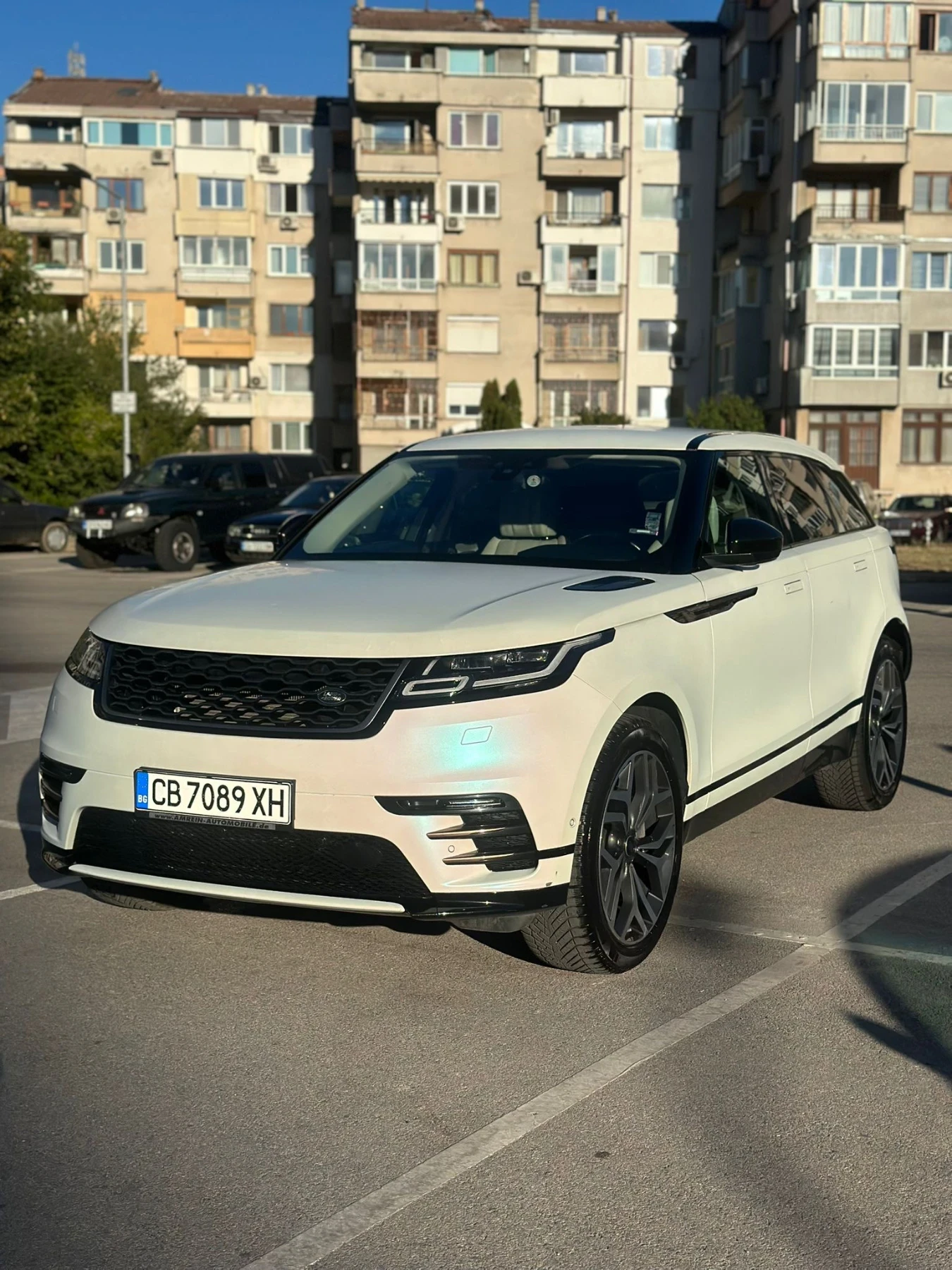 Land Rover Range Rover Velar, снимка 17 - Автомобили и джипове - 54090587