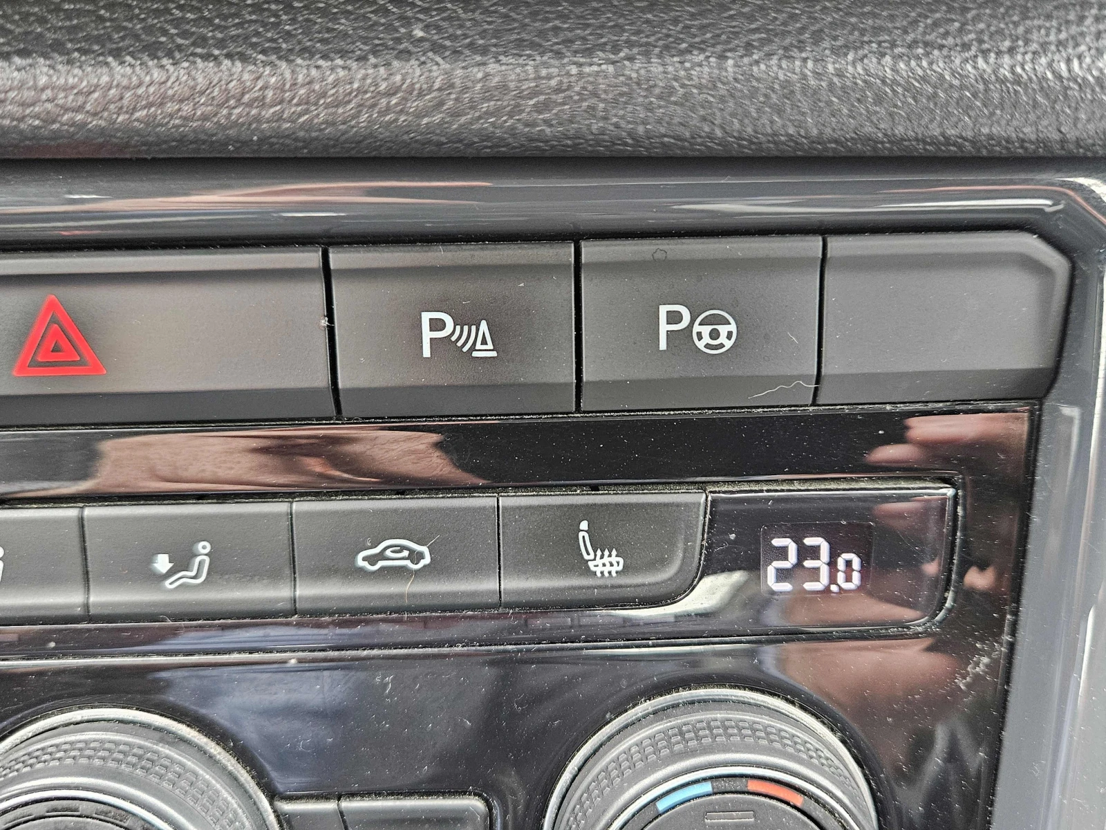 VW T-Roc Sport, снимка 15 - Автомобили и джипове - 54607158