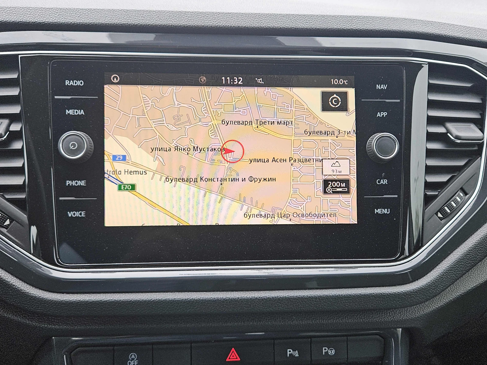 VW T-Roc Sport, снимка 11 - Автомобили и джипове - 54607158