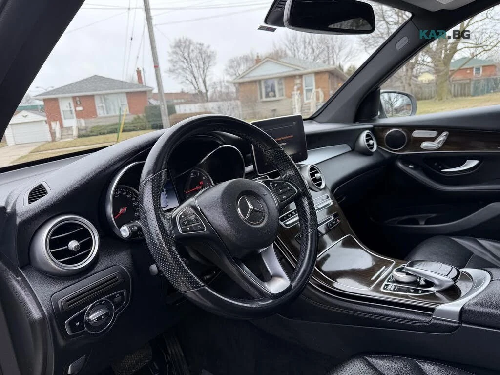Mercedes-Benz GLC 300 Pano * АвтоКредит * (ЦЕНА ДО БГ), снимка 12 - Автомобили и джипове - 55052915