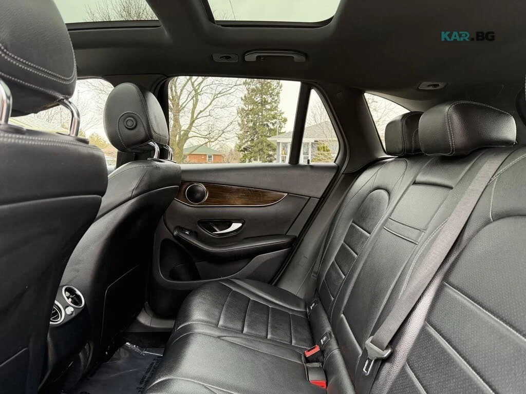 Mercedes-Benz GLC 300 Pano * АвтоКредит * (ЦЕНА ДО БГ), снимка 10 - Автомобили и джипове - 55052915