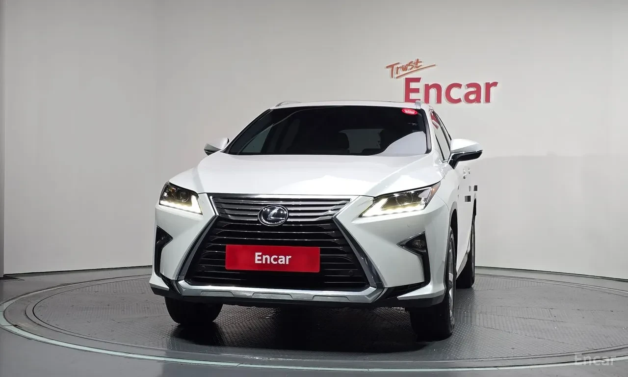 Lexus RX 350 V6 * Full extras* Цена до България, снимка 2 - Автомобили и джипове - 55643119