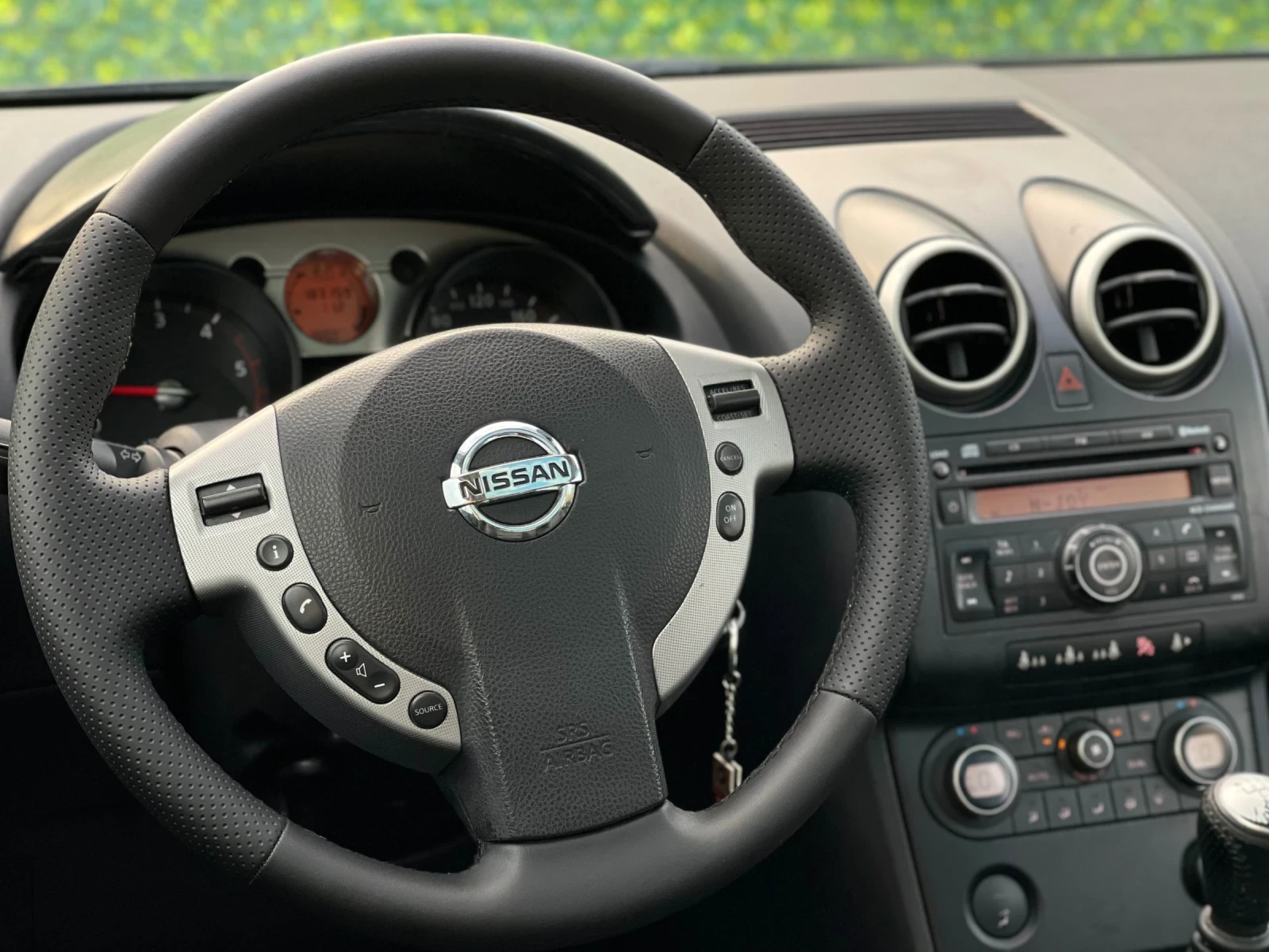 Nissan Qashqai Панорама, keyless, снимка 9 - Автомобили и джипове - 55660474