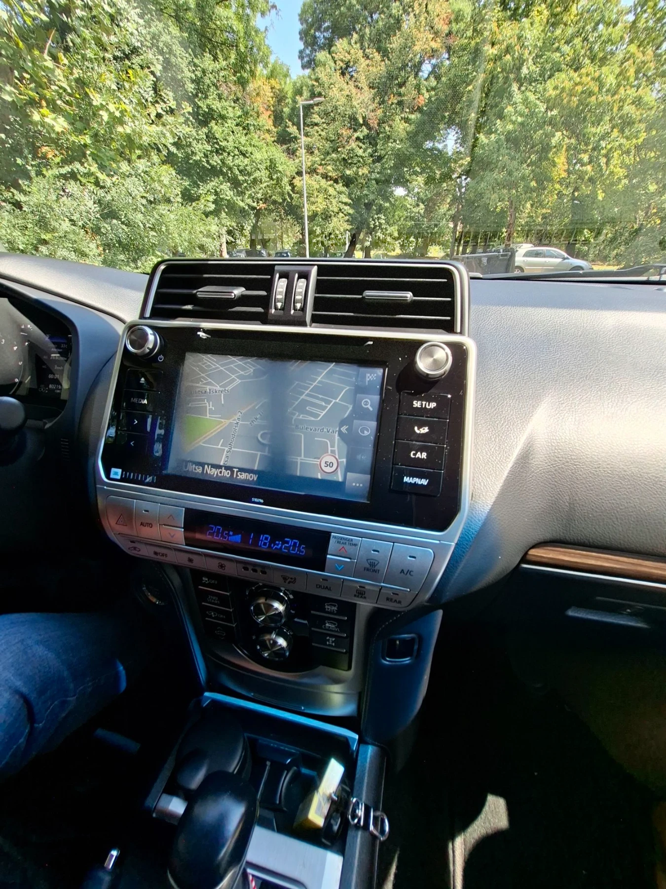 Toyota Land cruiser J150 Luxury, снимка 9 - Автомобили и джипове - 55823451