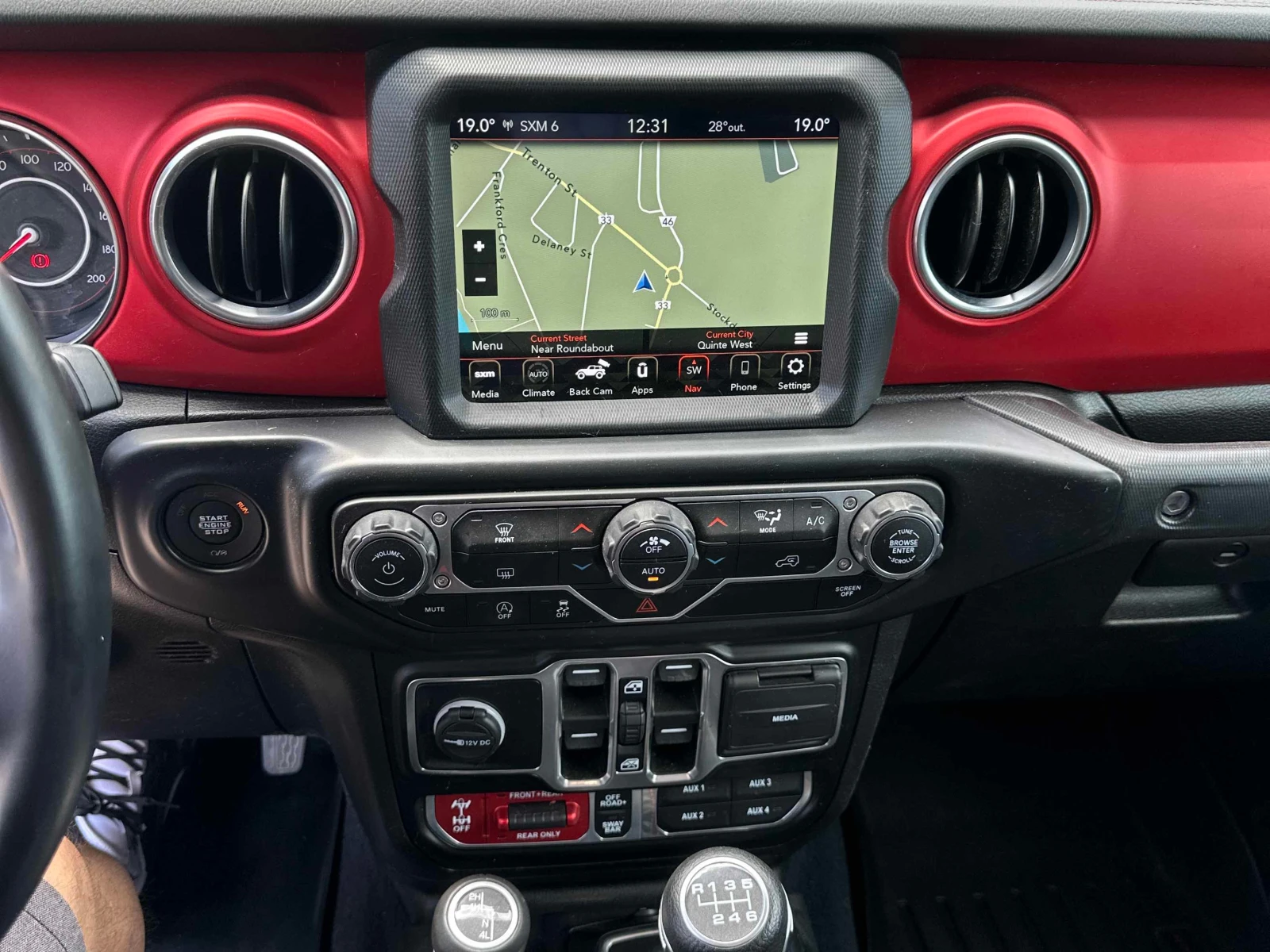 Jeep Wrangler Unlimited Rubicon / Дълга База / Carfax, снимка 9 - Автомобили и джипове - 55980572