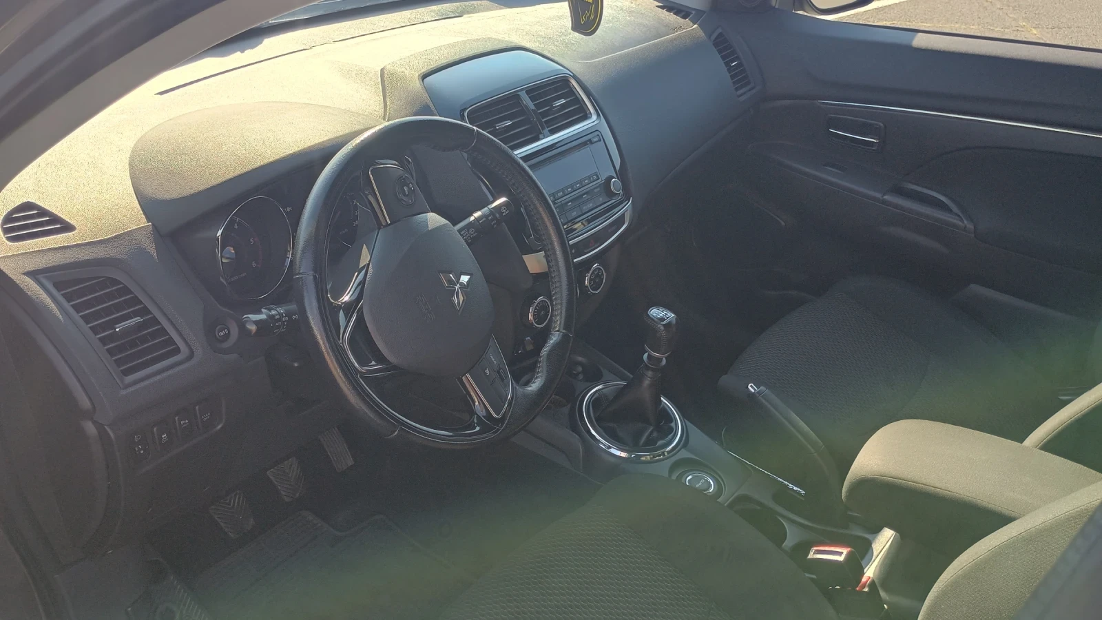 Mitsubishi ASX 4?4, снимка 6 - Автомобили и джипове - 56161632