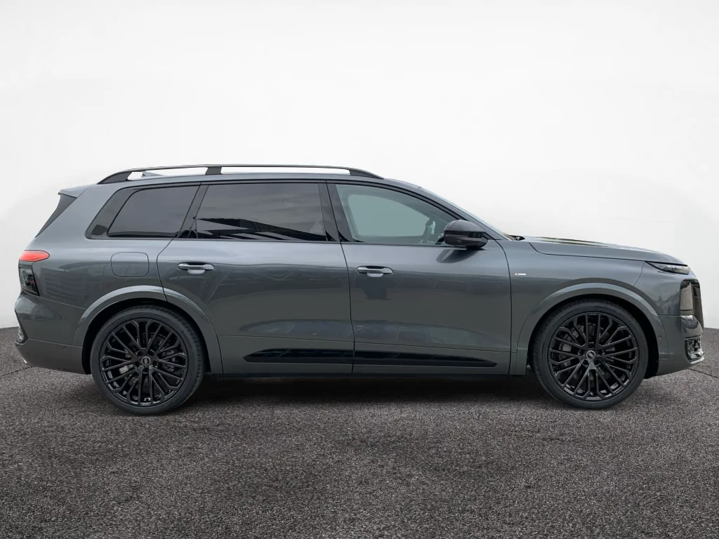 Audi Q9 TDI* S-LINE* B&O* HYPER* PANO* DISTR* KEYLESS* MEM, снимка 3 - Автомобили и джипове - 56680164