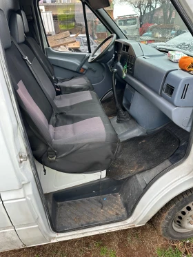 Mercedes-Benz 208, снимка 6