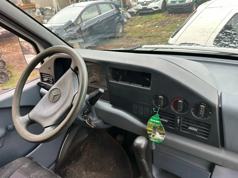 Mercedes-Benz 208, снимка 7 - Бусове и автобуси - 53135516