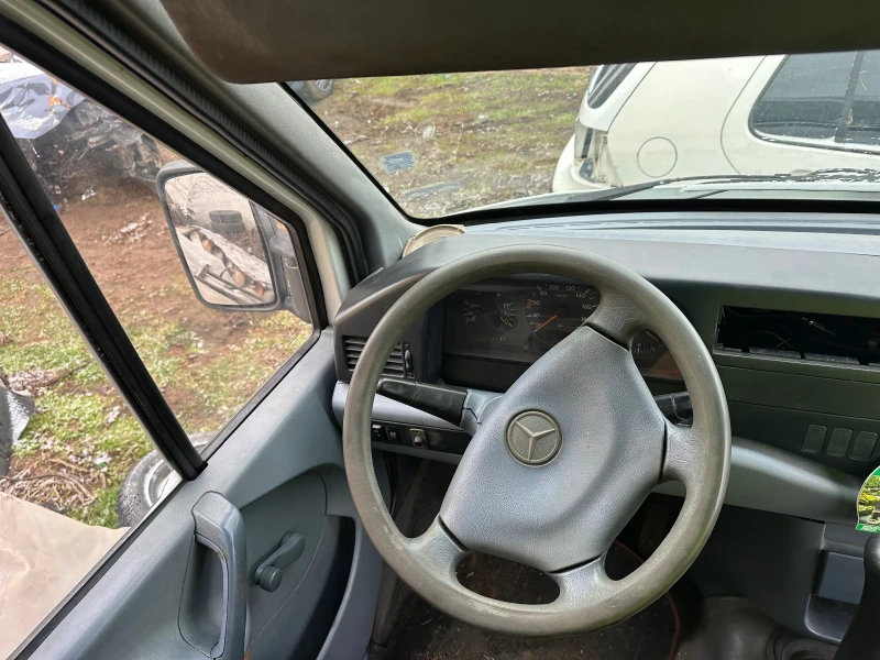 Mercedes-Benz 208, снимка 8 - Бусове и автобуси - 53135516