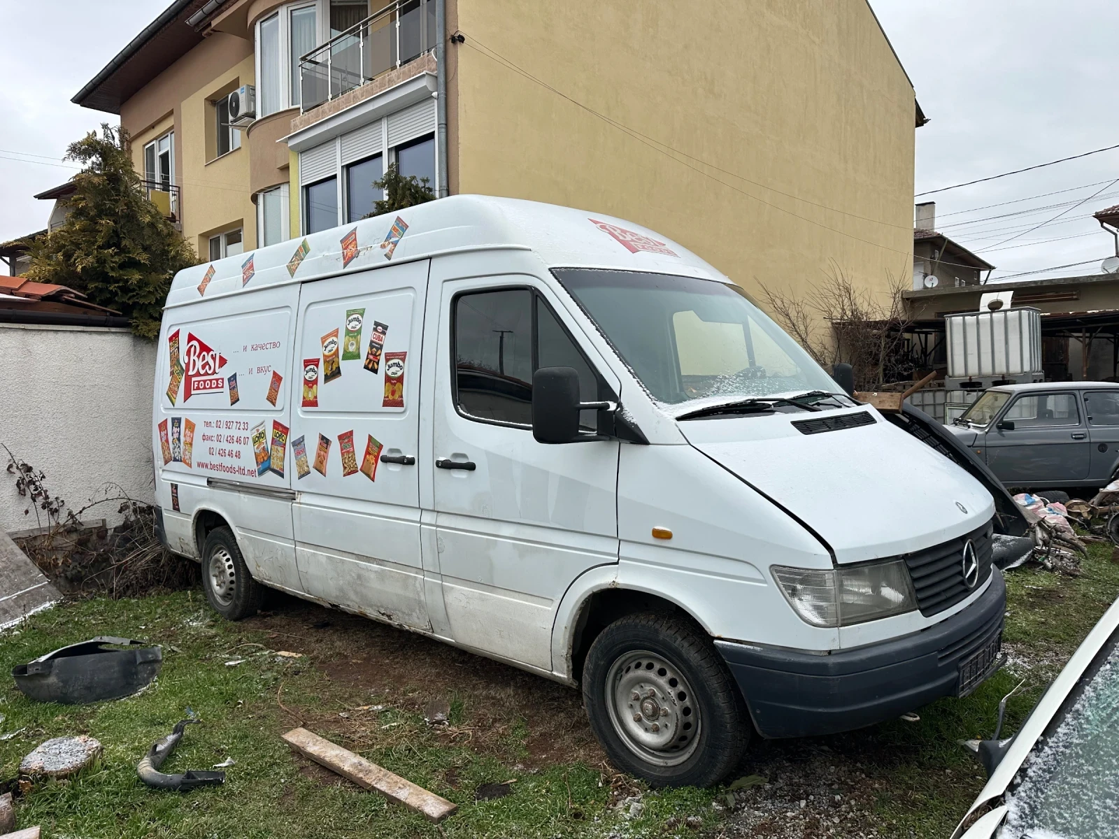 Mercedes-Benz 208, снимка 1