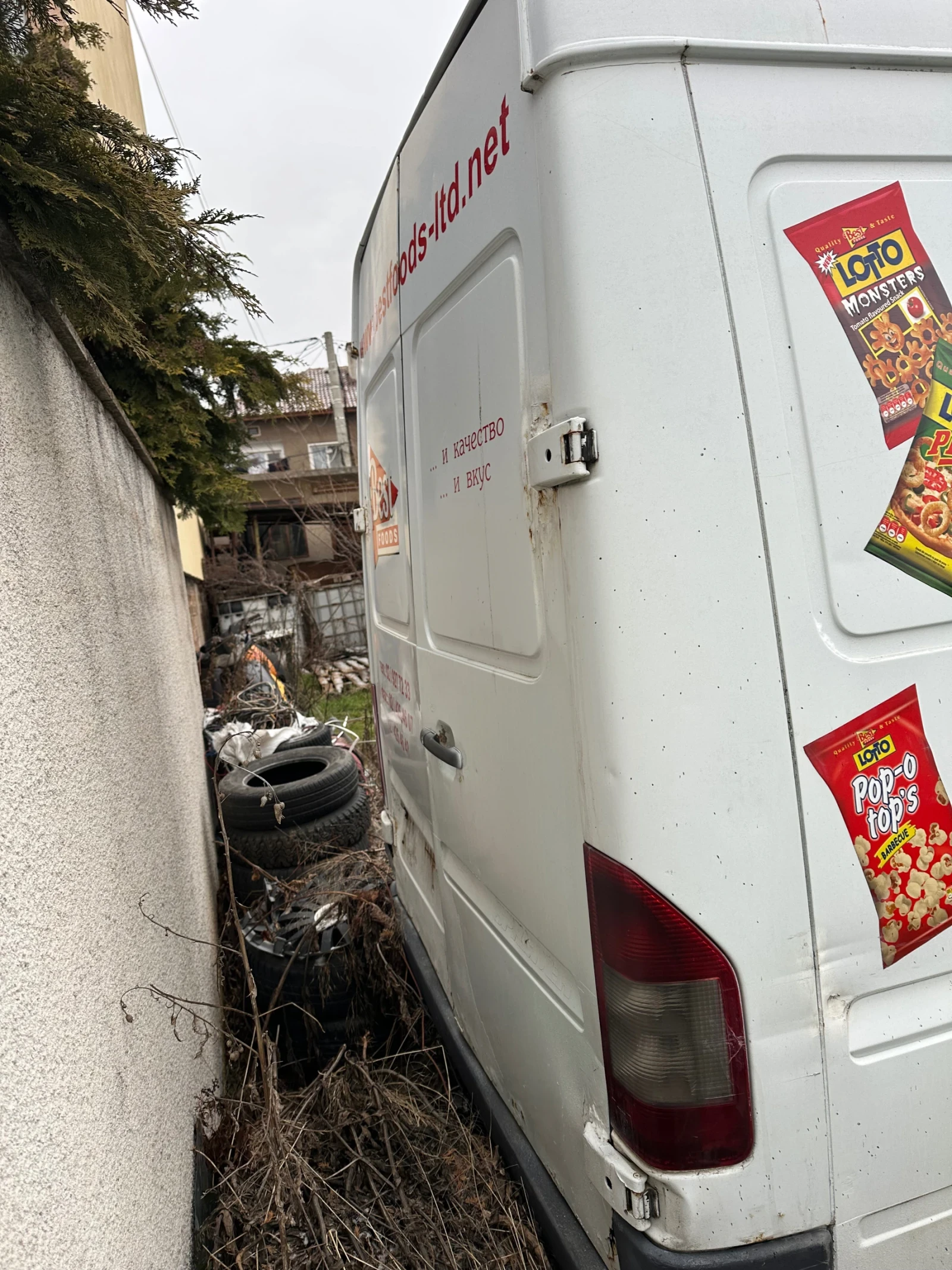 Mercedes-Benz 208  - изображение 10