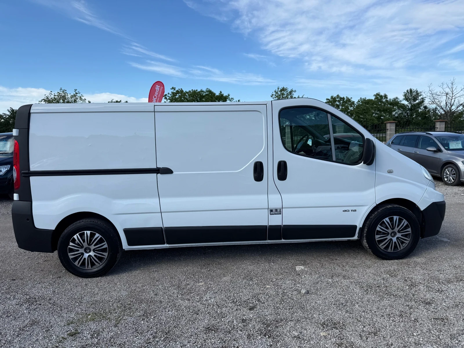 Opel Vivaro 2.0 D 114 к.с. ДЪЛГА БАЗА ЕВРО 5, снимка 6 - Бусове и автобуси - 54542036