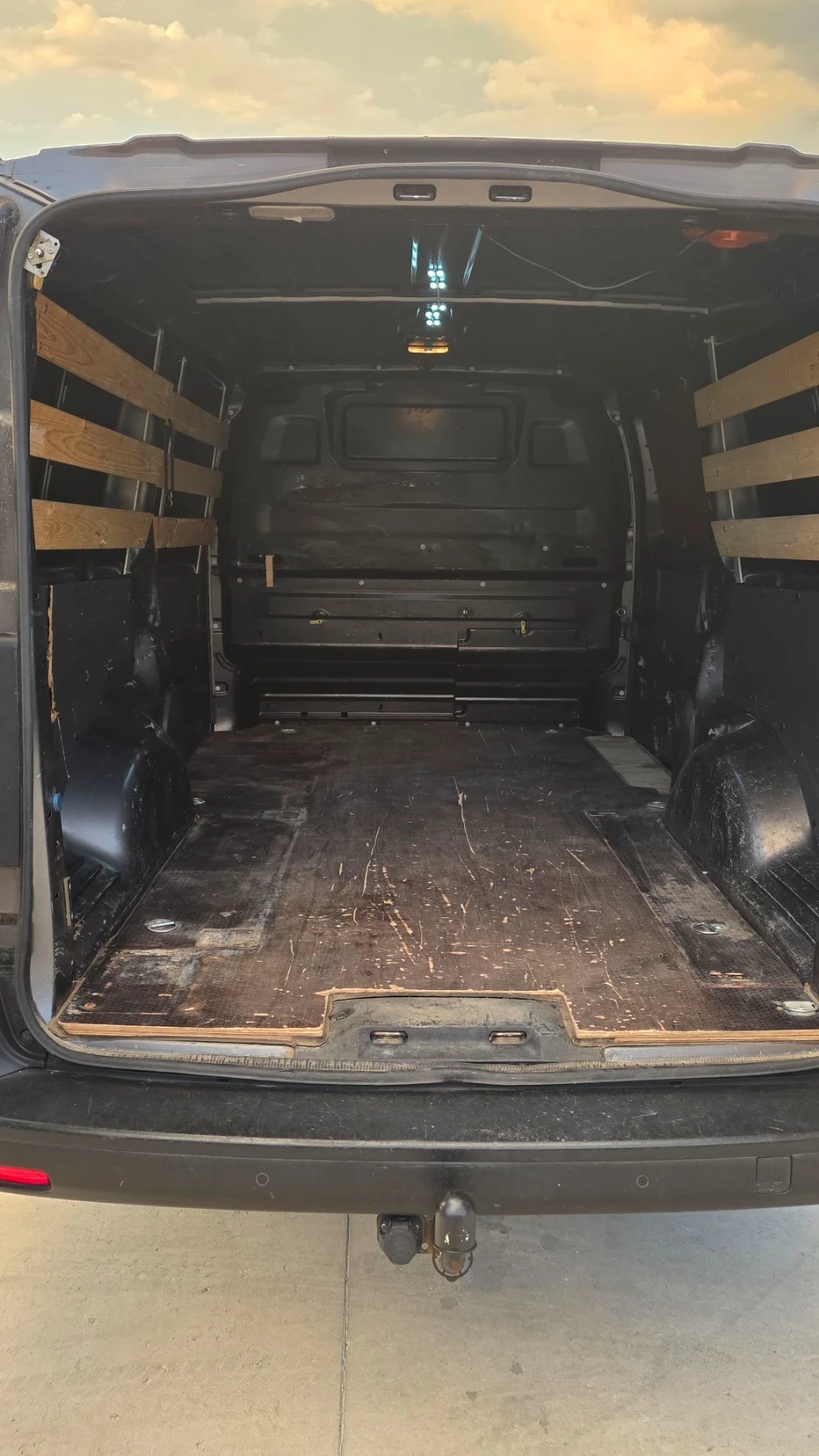 Opel Vivaro, снимка 13 - Бусове и автобуси - 56024482