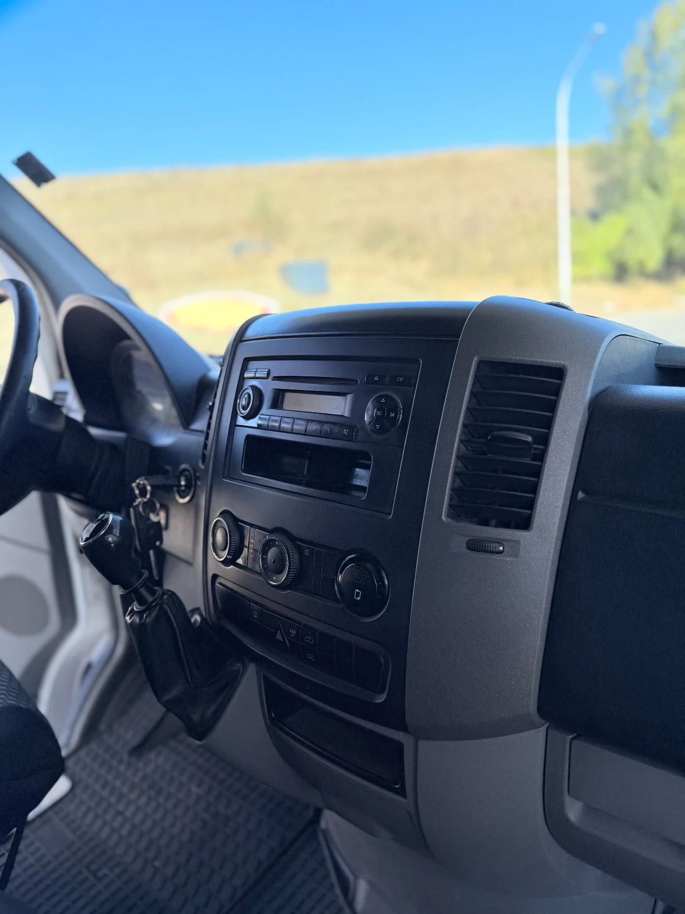 VW Crafter 5+ 1 ������� ��� ���� ��������� | Mobile.bg � ����������� 14