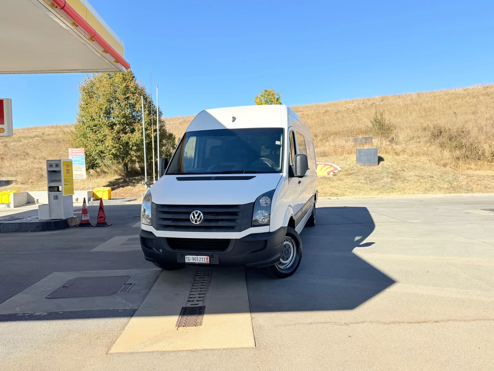 VW Crafter 5+ 1 Товарен Нов Внос ШВЕЙЦАРИЯ