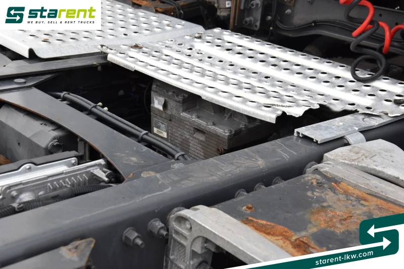 Volvo Fh SZM25130, снимка 11 - Камиони - 52737098