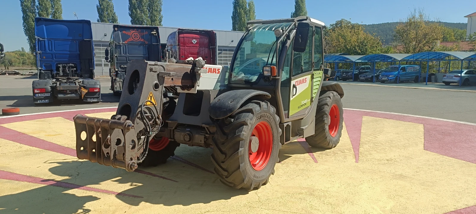 Телескопичен товарач Claas SCORPION 7045 - изображение 2