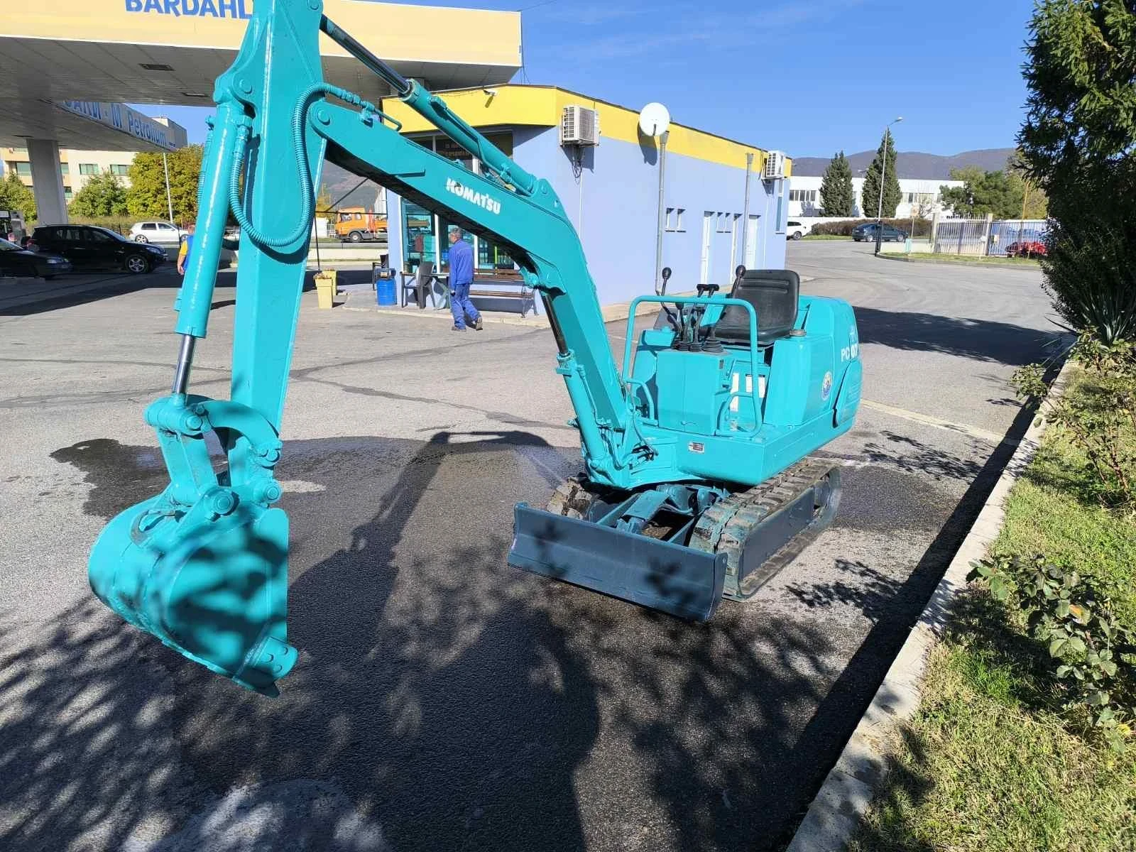Багер Komatsu PC007 - изображение 7