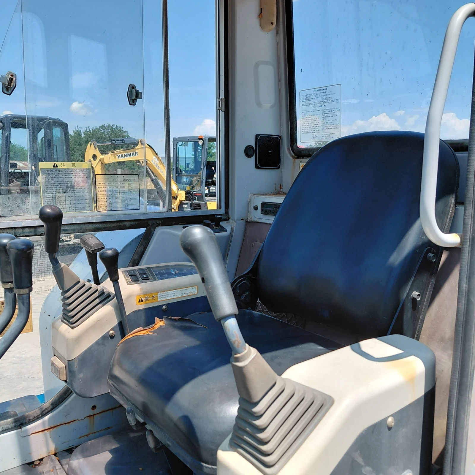 Багер Hitachi IHI 30J * 1300 МОТОЧАСА * 29 К.С. ISUZU * , снимка 11 - Индустриална техника - 53795360