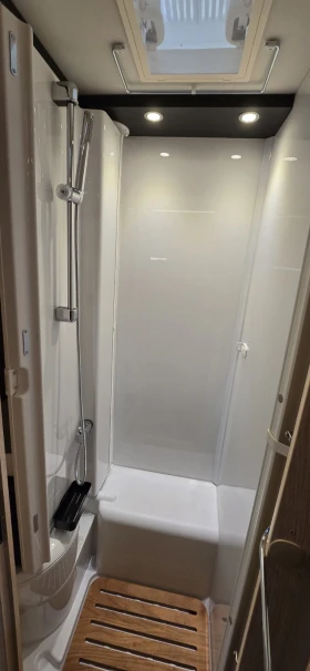 Кемпер SUNLIGHT T670s 2025, снимка 10