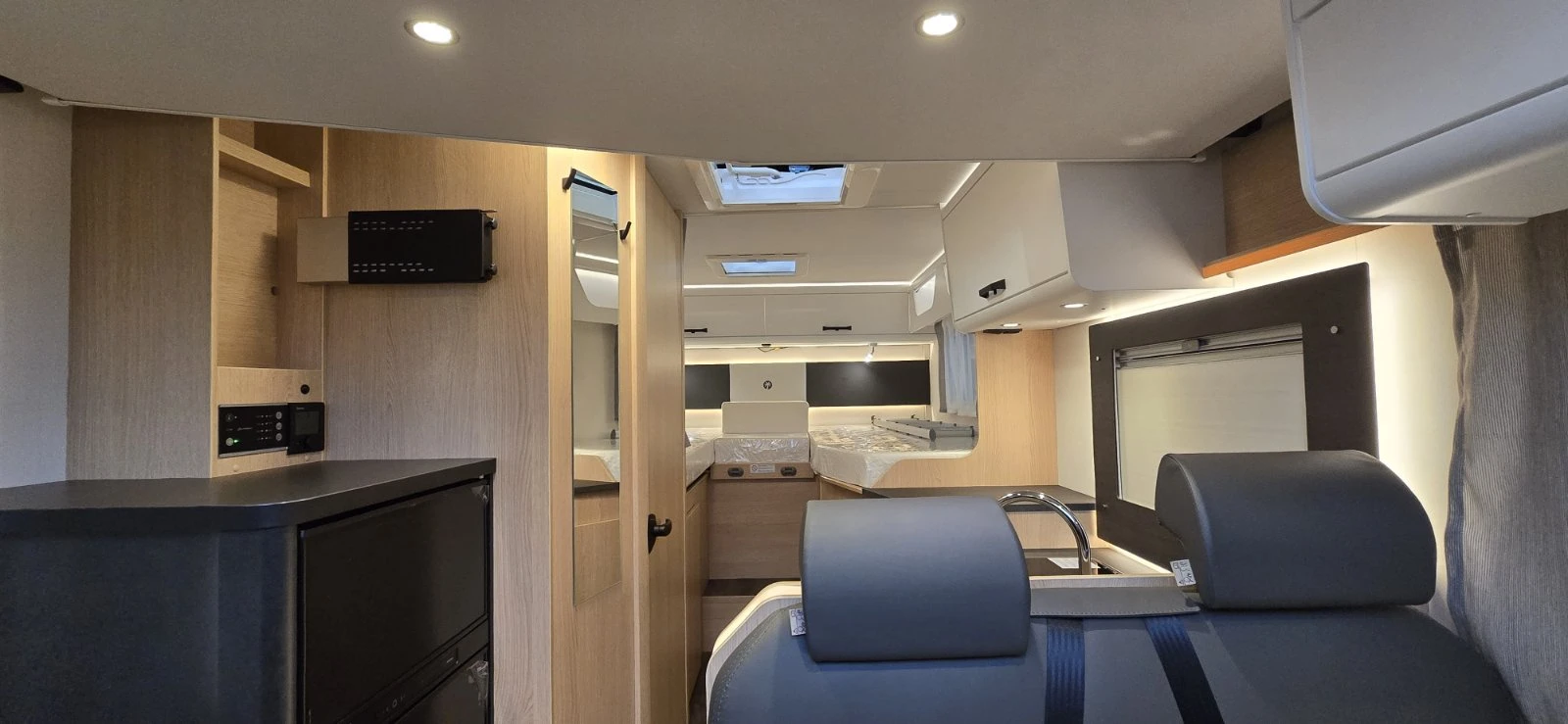  SUNLIGHT T670s 2025 | Mobile.bg   12