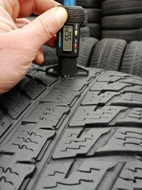 Гуми Зимни 265/70R17, снимка 5