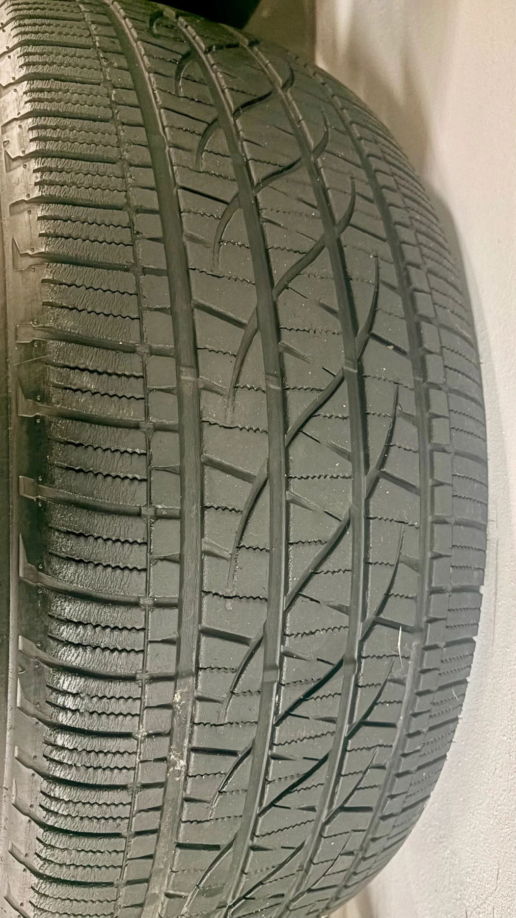 Гуми с джанти Firestone 275/55R19, снимка 4 - Гуми и джанти - 55596087