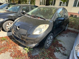 Toyota Yaris 1.0i - KLIMATIK, снимка 1
