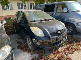 Toyota Yaris 1.0i - KLIMATIK, снимка 3