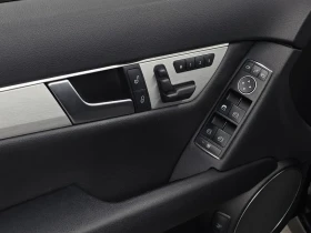 Mercedes-Benz C 200 Cgi AvantGarde, снимка 16
