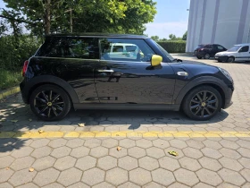     Mini Cooper SE XL