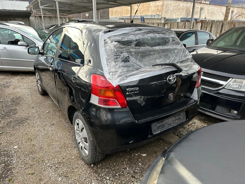 Toyota Yaris 1.0i - KLIMATIK, снимка 4 - Автомобили и джипове - 43742935