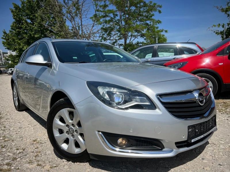 Opel Insignia SPORTS TOURER, снимка 3 - Автомобили и джипове - 45902749