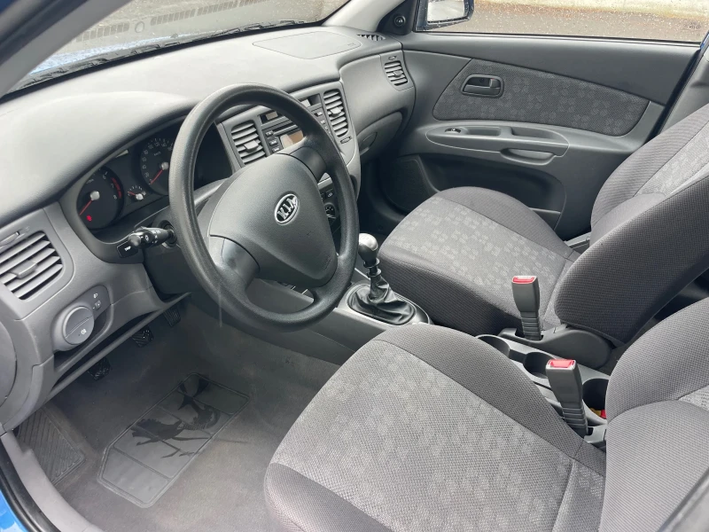 Kia Rio, снимка 10 - Автомобили и джипове - 47281491