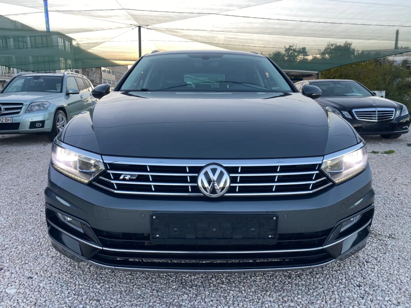 VW Passat TDi, R-line, Digital, ПАНОРАМА, АЛКАНТАРА, LED, ПО, снимка 2 - Автомобили и джипове - 47694127