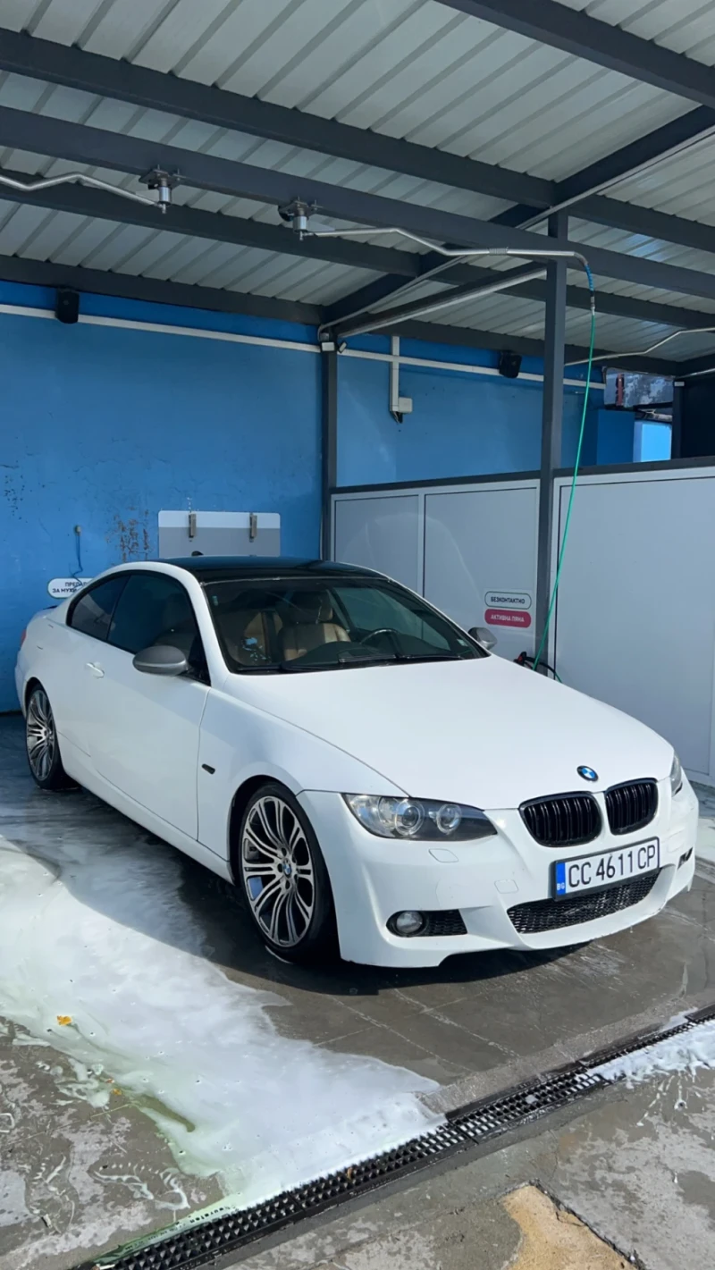 BMW 330, снимка 1 - Автомобили и джипове - 48135323