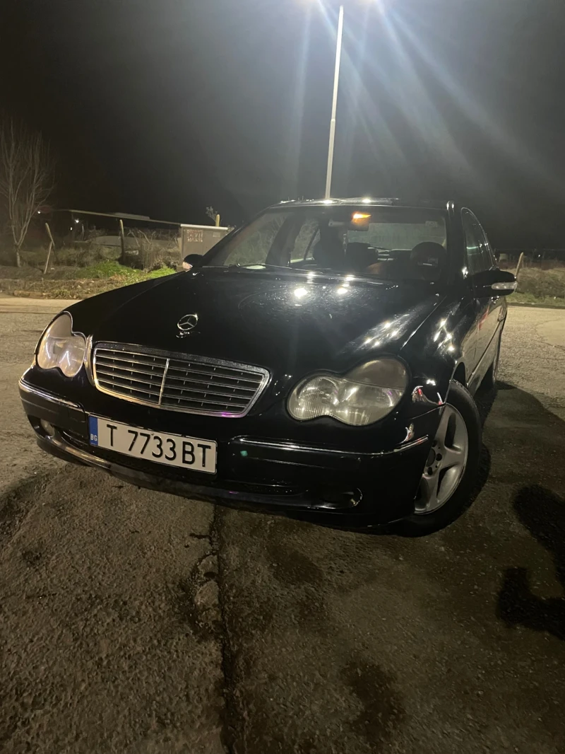 Mercedes-Benz C 200, снимка 1 - Автомобили и джипове - 48884875