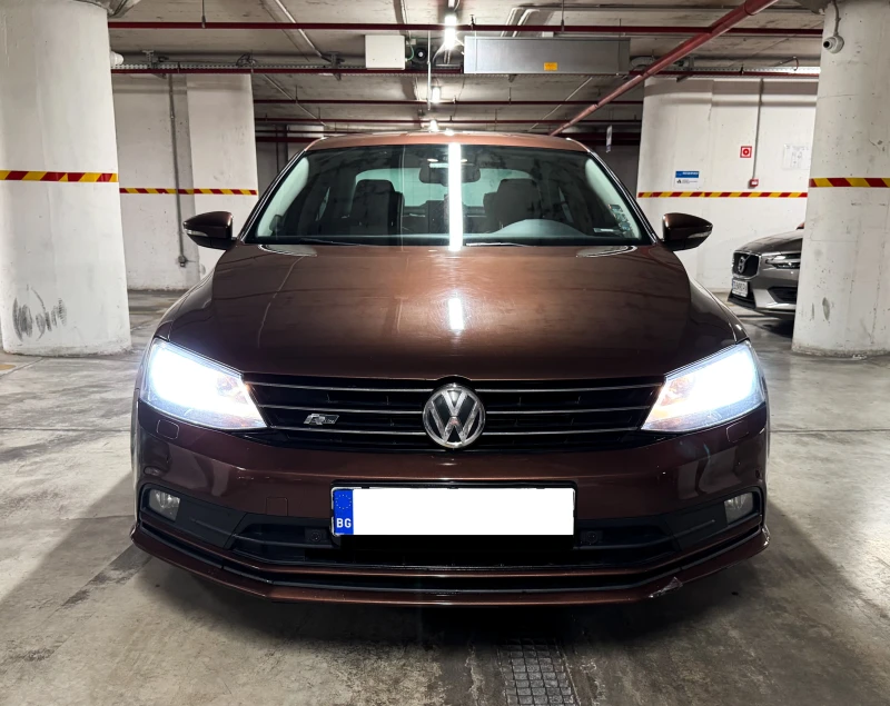 VW Jetta Highline 2.0 TDI, снимка 1 - Автомобили и джипове - 49531268