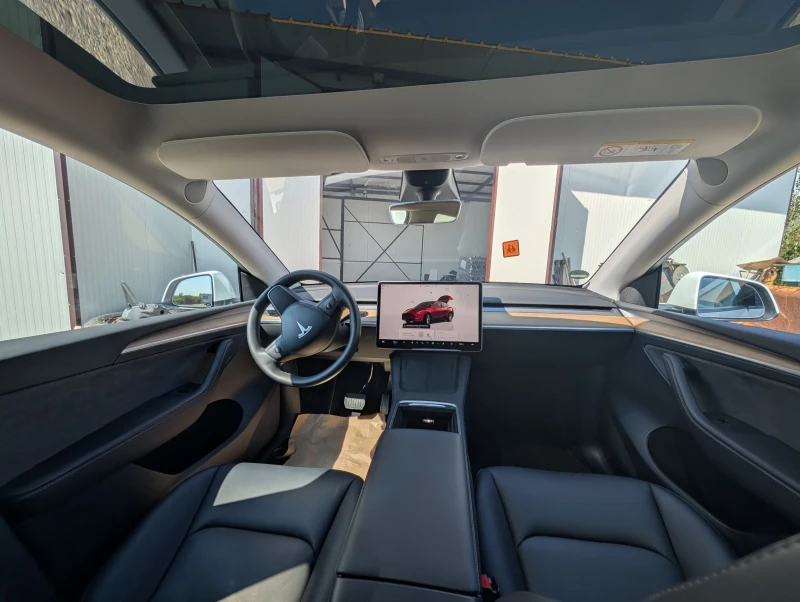 Tesla Model Y LR AWD, снимка 10 - Автомобили и джипове - 51845072