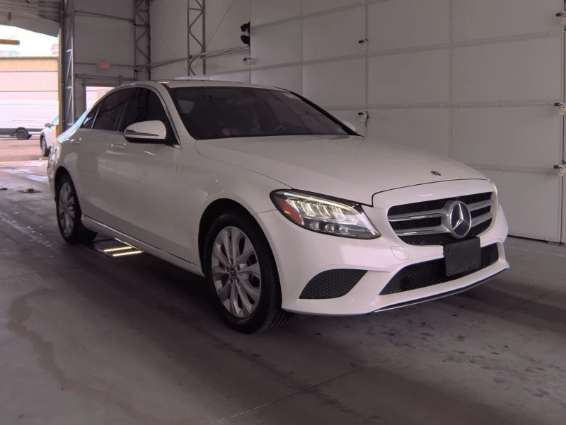 Mercedes-Benz C 300 4MATIC, снимка 3 - Автомобили и джипове - 53492090