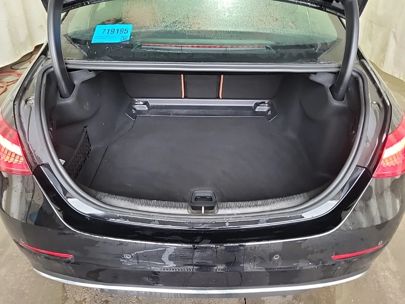 Mercedes-Benz C 300 * CARFAX* , снимка 7 - Автомобили и джипове - 53496424