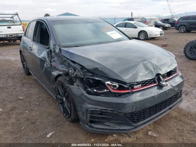 VW Golf GTI 2.0T AUTOBAHN CARFAX АВТО КРЕДИТ , снимка 3 - Автомобили и джипове - 49606552