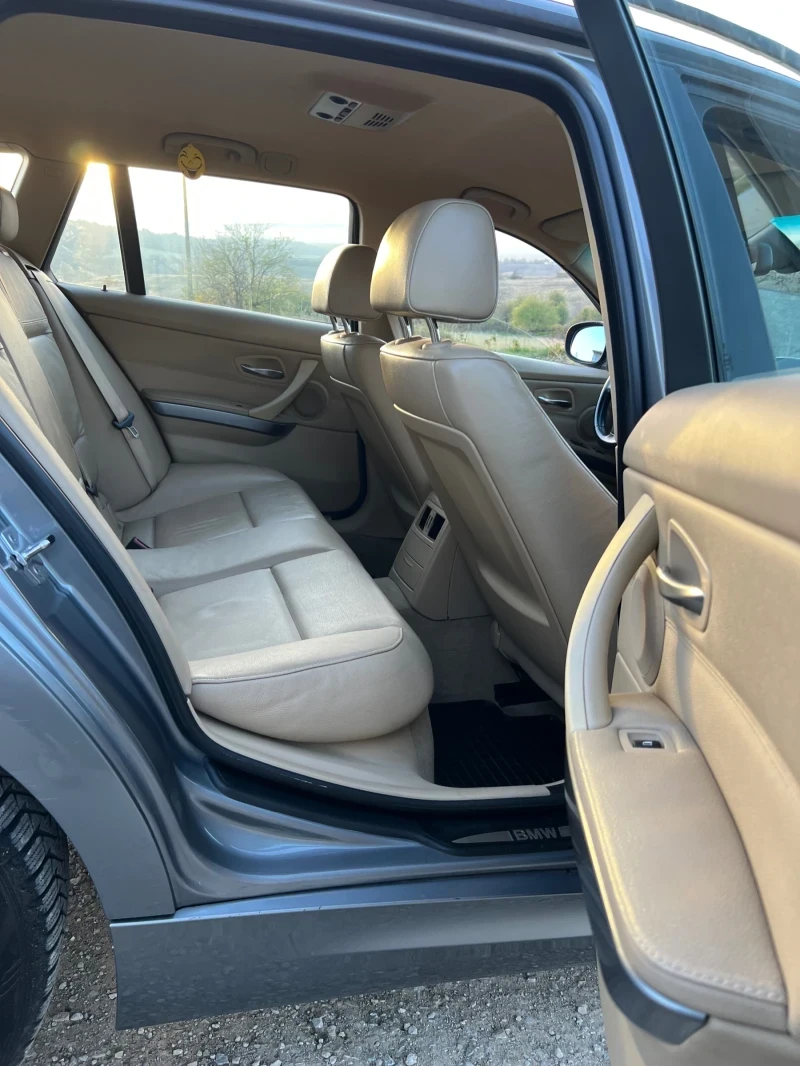 BMW 320 Xdrive, снимка 7 - Автомобили и джипове - 53141147