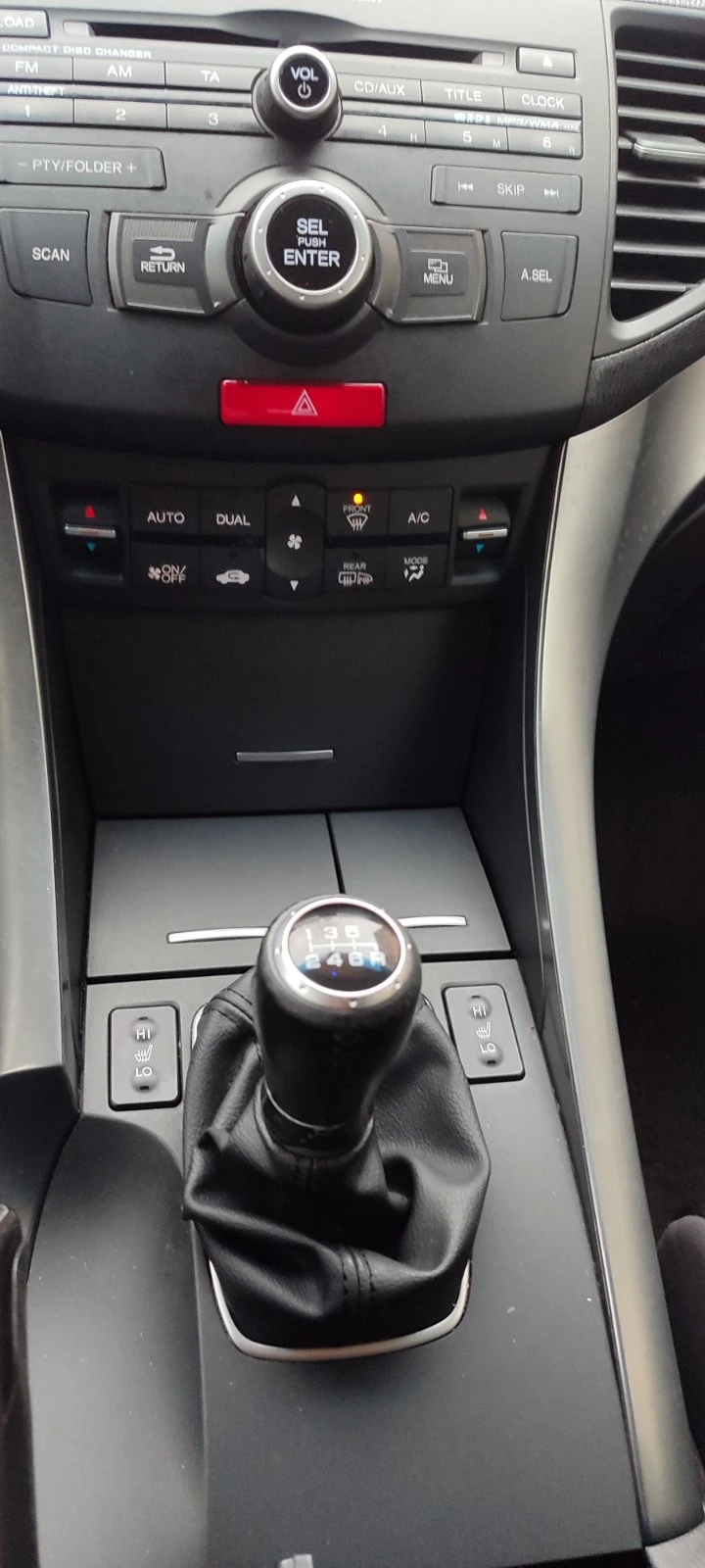 Honda Accord 2.0 Facelift, снимка 7 - Автомобили и джипове - 53711886