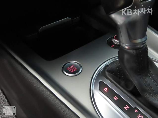 Audi Tt QUATTRO S-LINE * КРАЙНА ЦЕНА* FULL, снимка 15 - Автомобили и джипове - 55897043