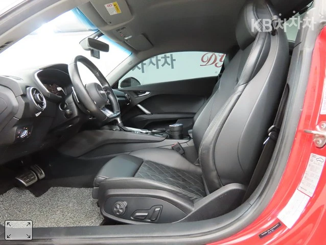 Audi Tt QUATTRO S-LINE * КРАЙНА ЦЕНА* FULL, снимка 6 - Автомобили и джипове - 55897043